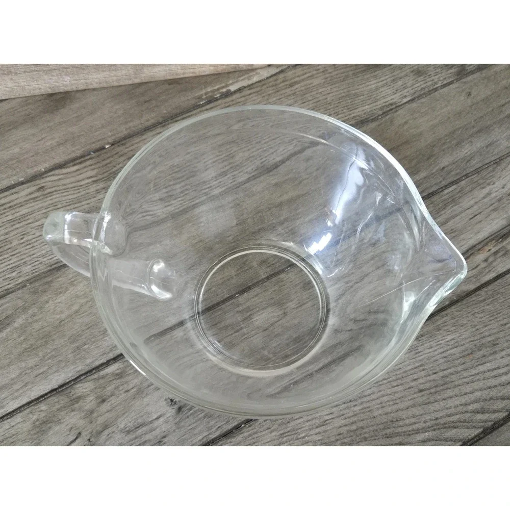 Vintage Clear Glass Batter Mixing Bowl W/Spout & Handle 7.5